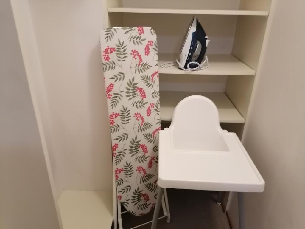 Keskustan kaksio parvekkeella, ilmastoitu. photo 4