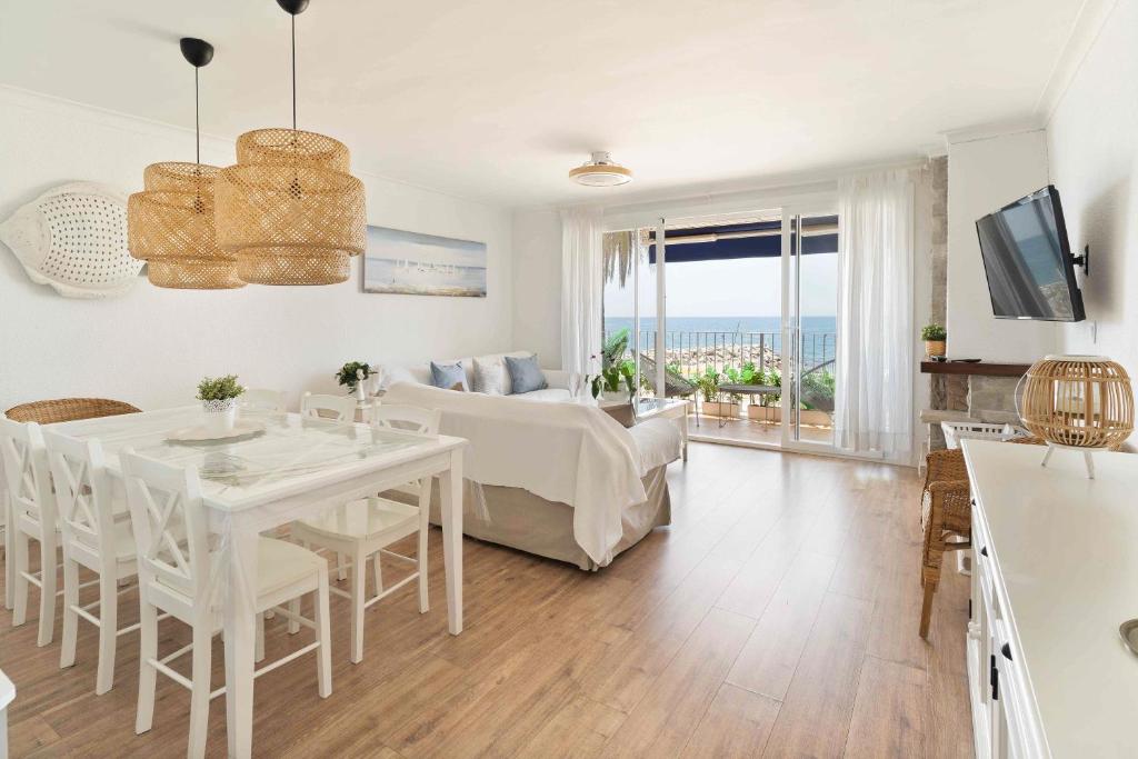 Apartamento Primera Linea de Mar con Espectaculares Vistas photo 3