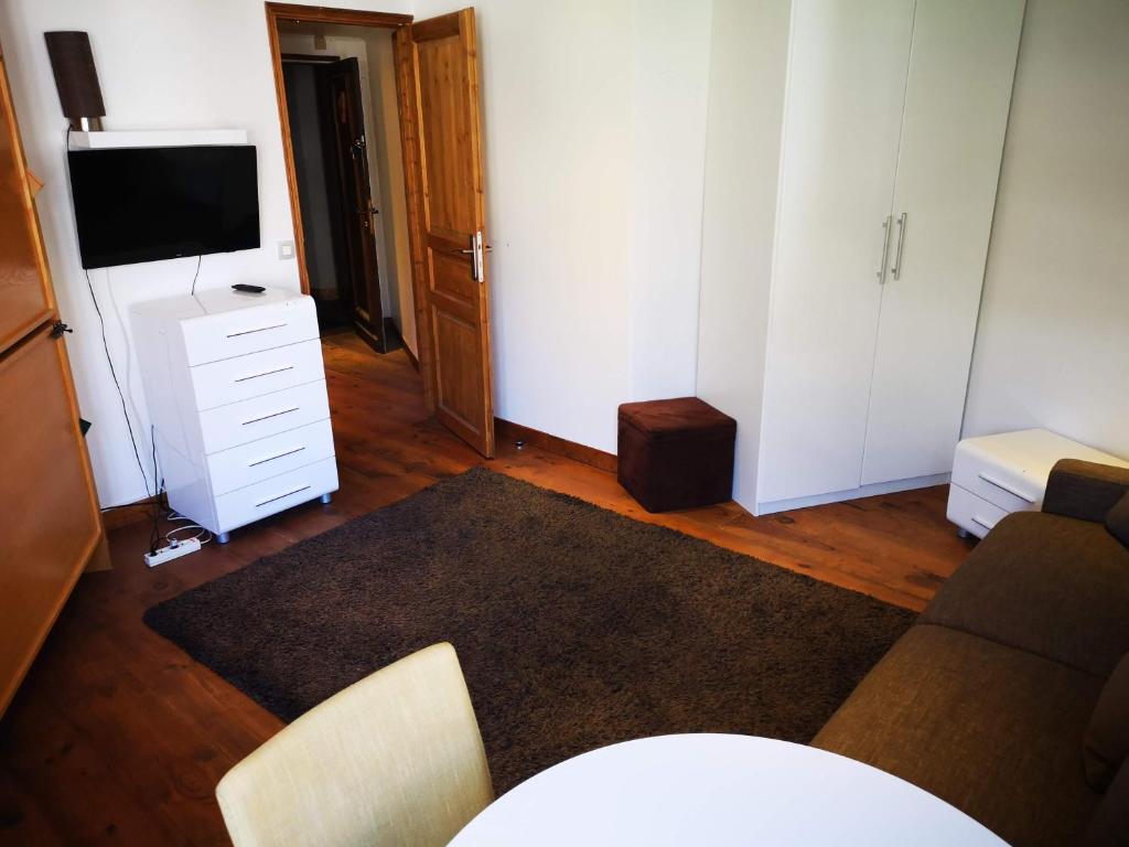Studio 4pax Val Claret centre, skis aux pieds photo 1