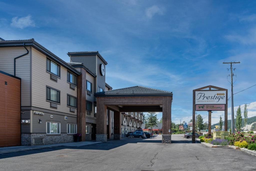 Prestige Inn Golden photo 2