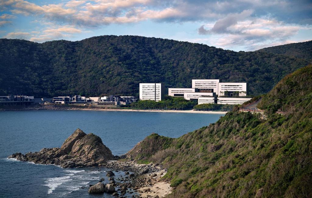Park Hyatt Sanya Sunny Bay Resort photo 2