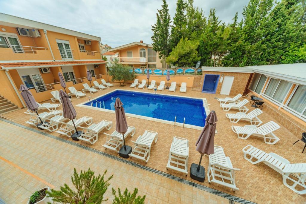 Апартаменты (Апартаменты с балконом), Vila Smilja with Pool