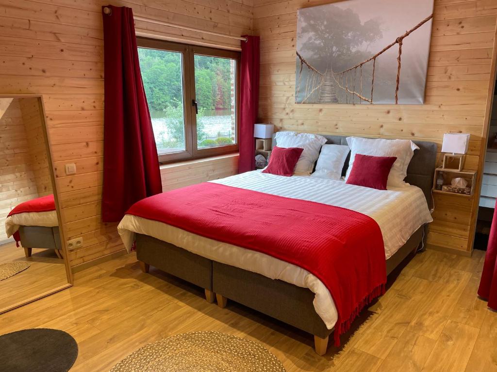 La Petite Maison au bord de l'eau photo 1