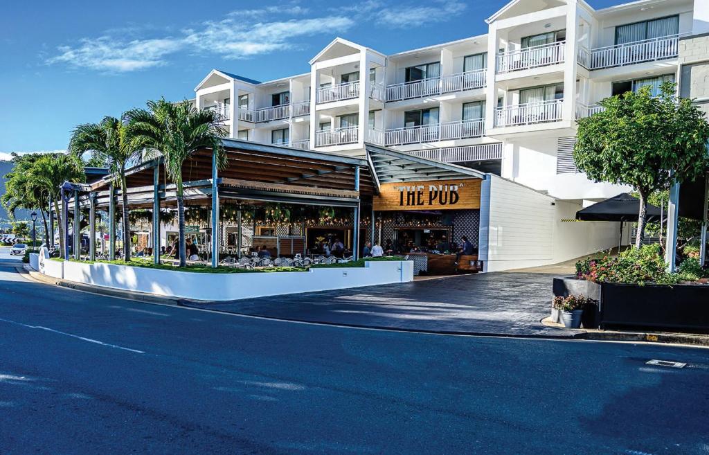 Airlie Beach Hotel photo 2