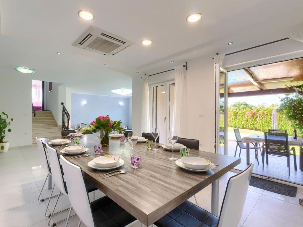 Holiday Home Villa Vela - PUL451 by Interhome photo 3