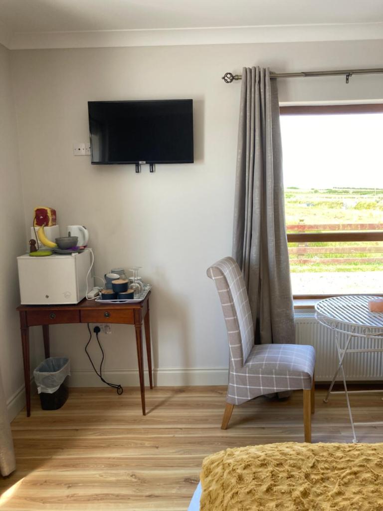 Broadhaven Bay View Private House photo 3