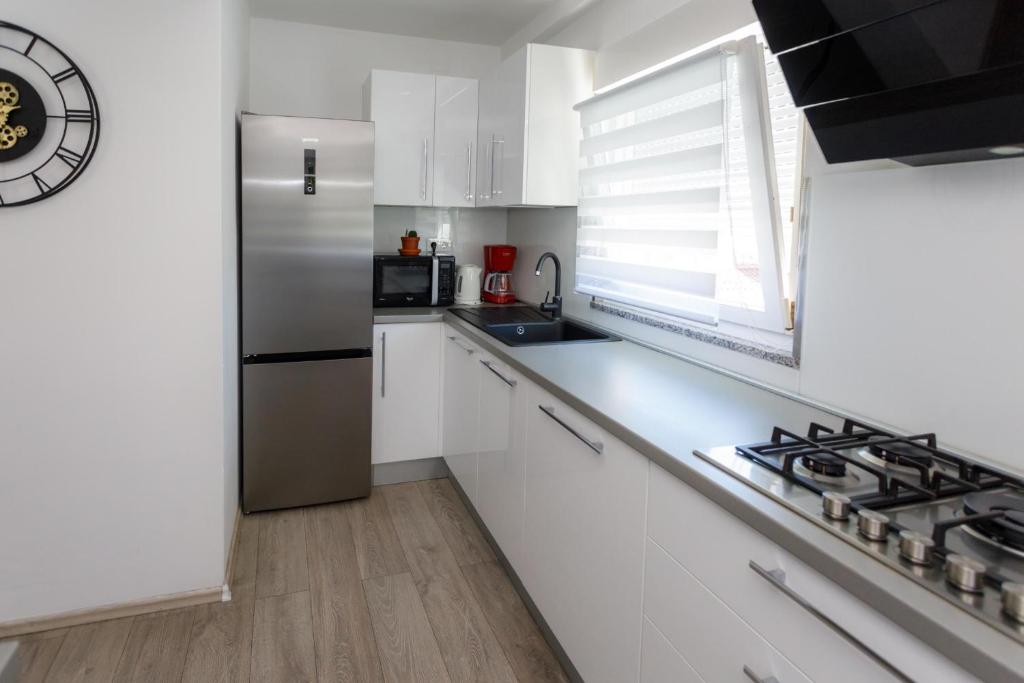 Apartman Laura photo 3