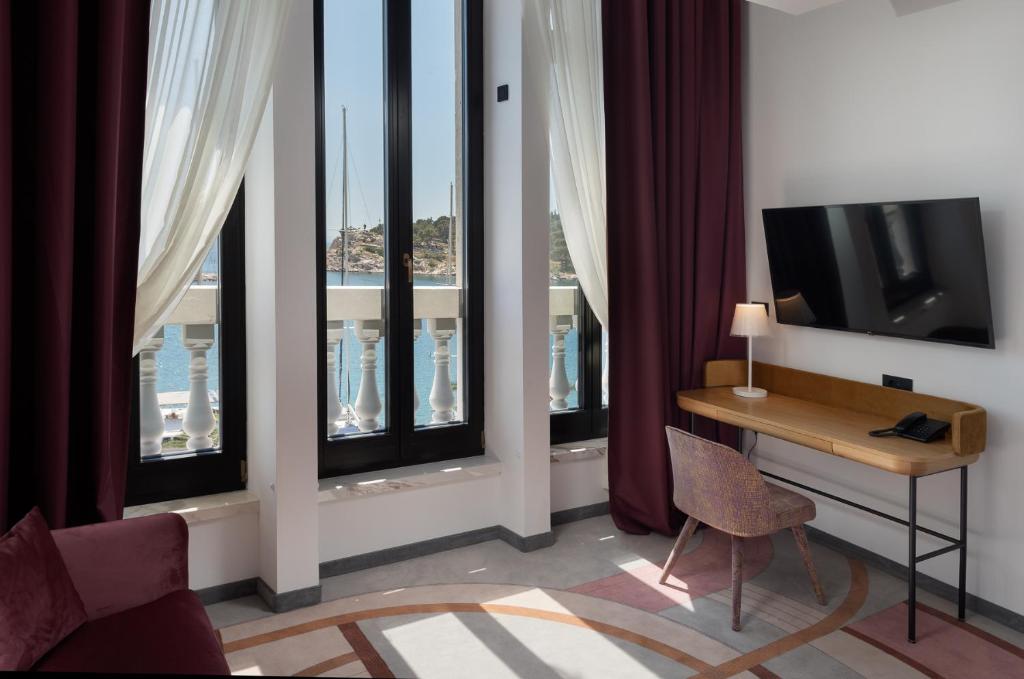 Heritage Hotel Porin Makarska photo 3