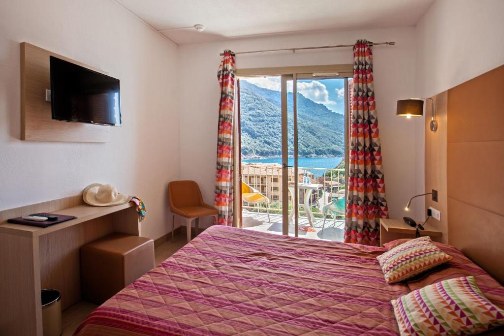 Двухместный (Двухместный номер с 1 кроватью, террасой и видом на море), Hotel Kalliste