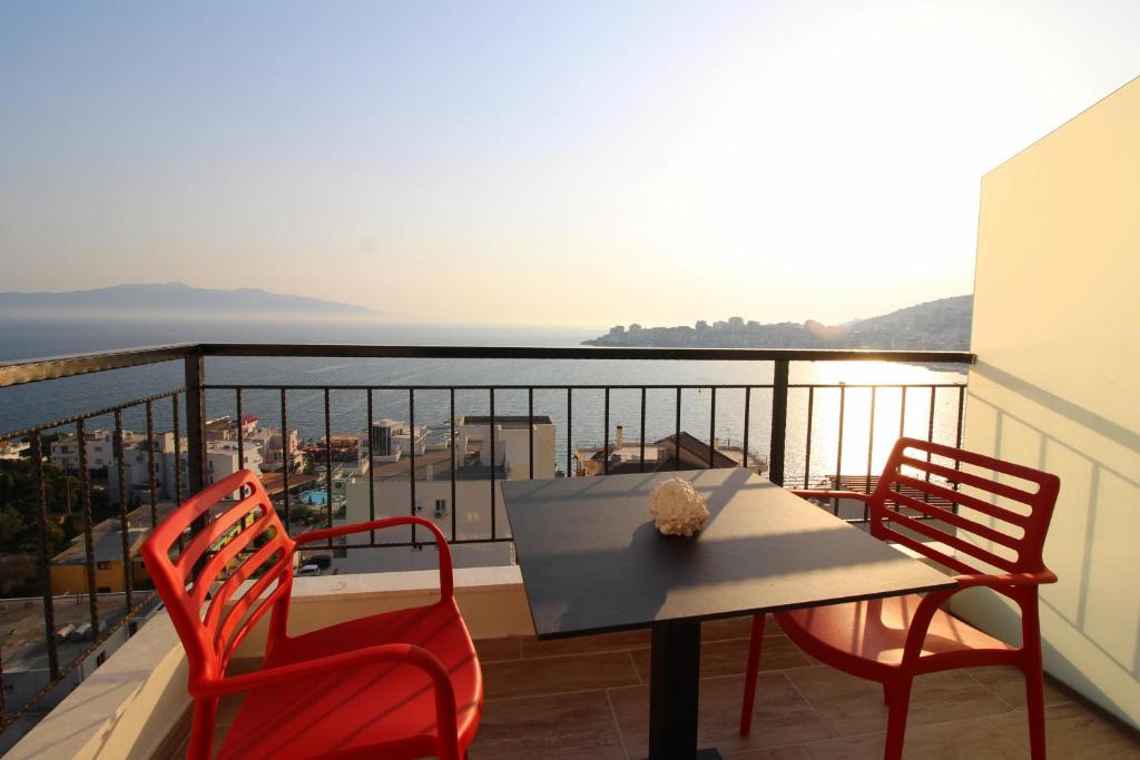 AFRODITE SUITES photo 2