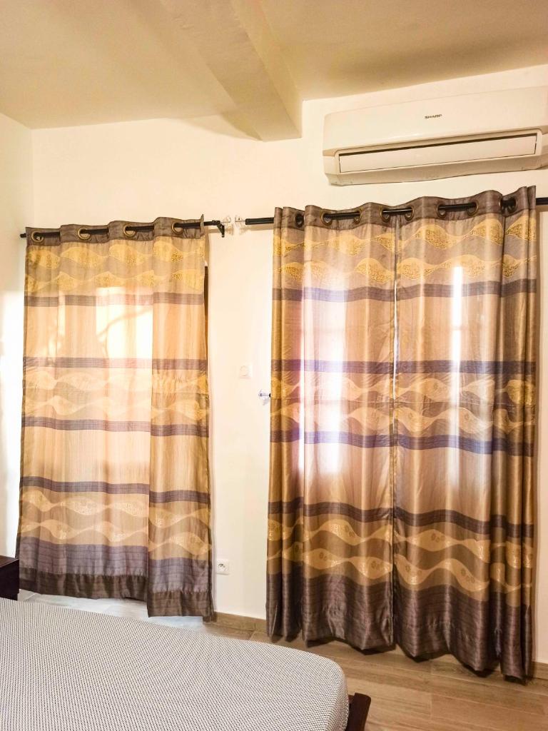 Appartement F4 Climatisé niveau Etage à Totsi près de la maison ADEBAYOR photo 2
