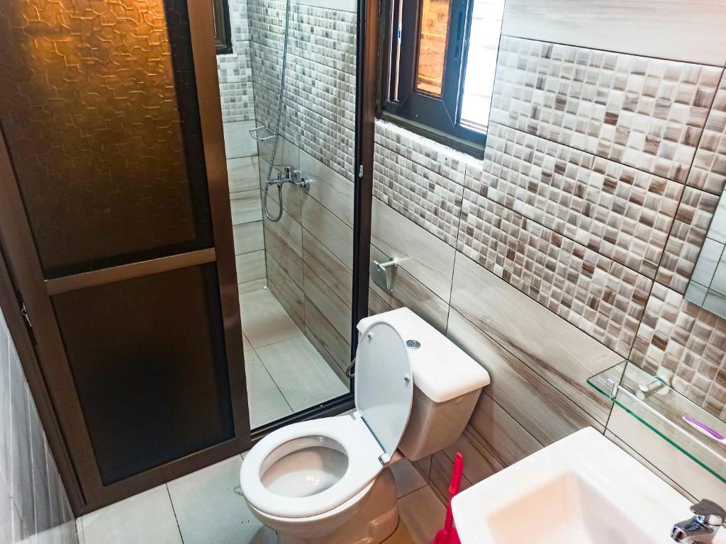 Appartement F4 Climatisé niveau Etage à Totsi près de la maison ADEBAYOR photo 1