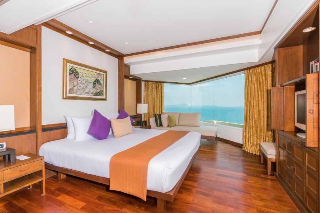 Сьюит (Люкс Princess (1 спальня)), Отель Royal Cliff Beach