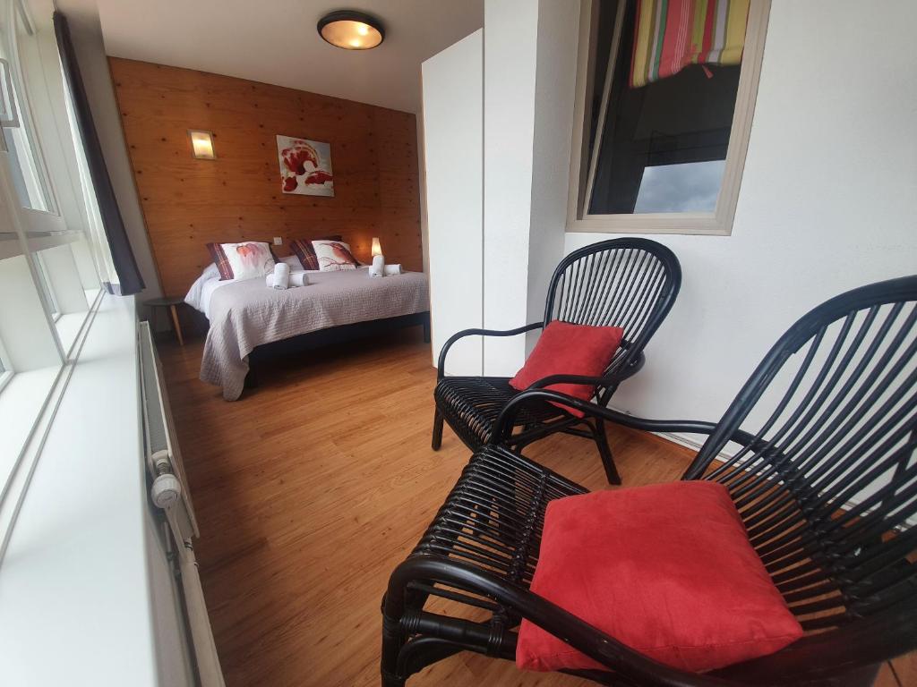 Appart'Hôtel LIDO au bord de l'eau photo 3