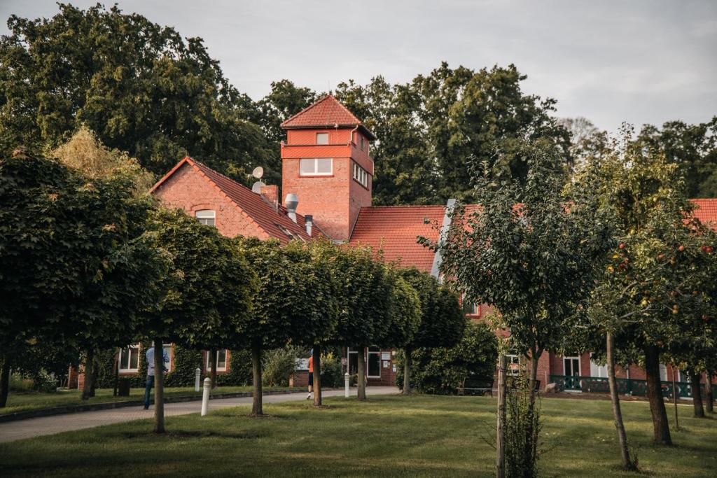 Waldhotel Eiche photo 2