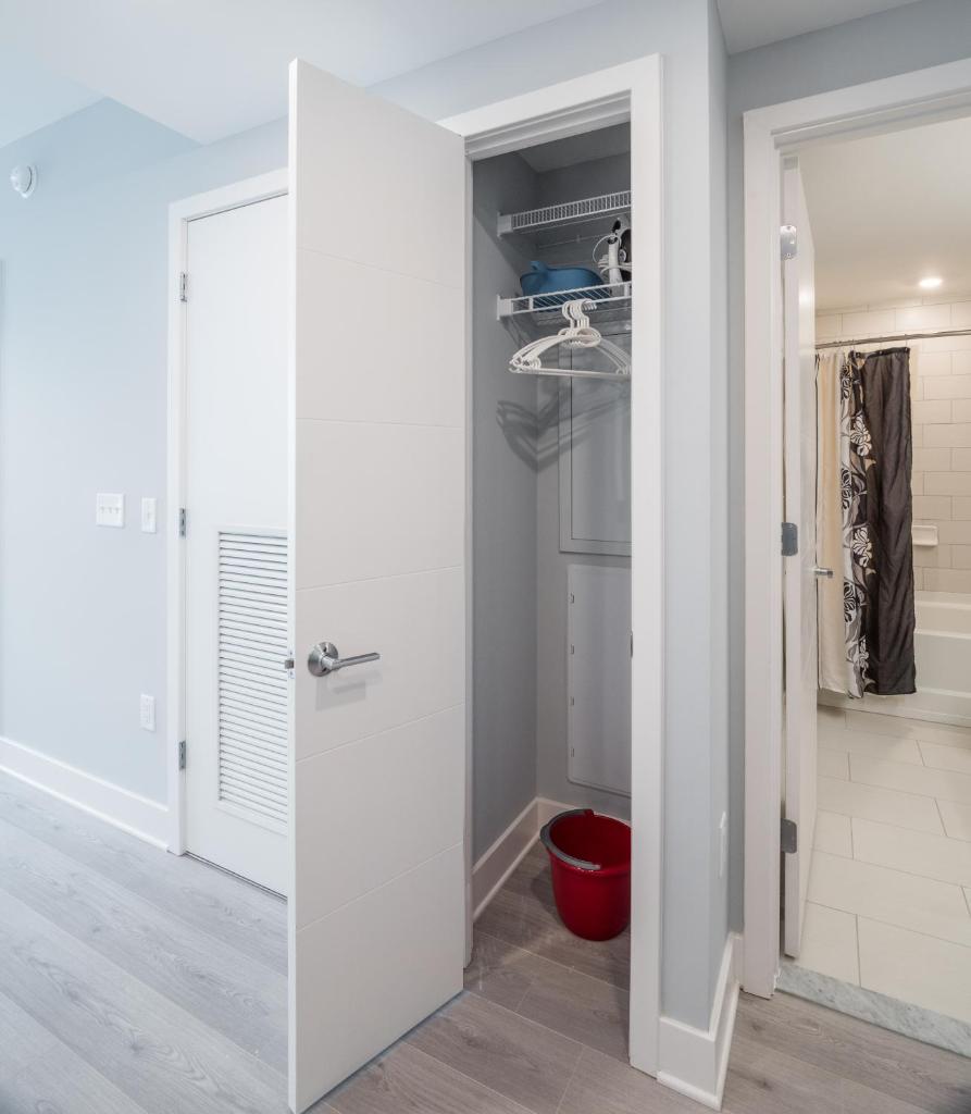 Bluebird Suites Near Chevy Chase photo 4