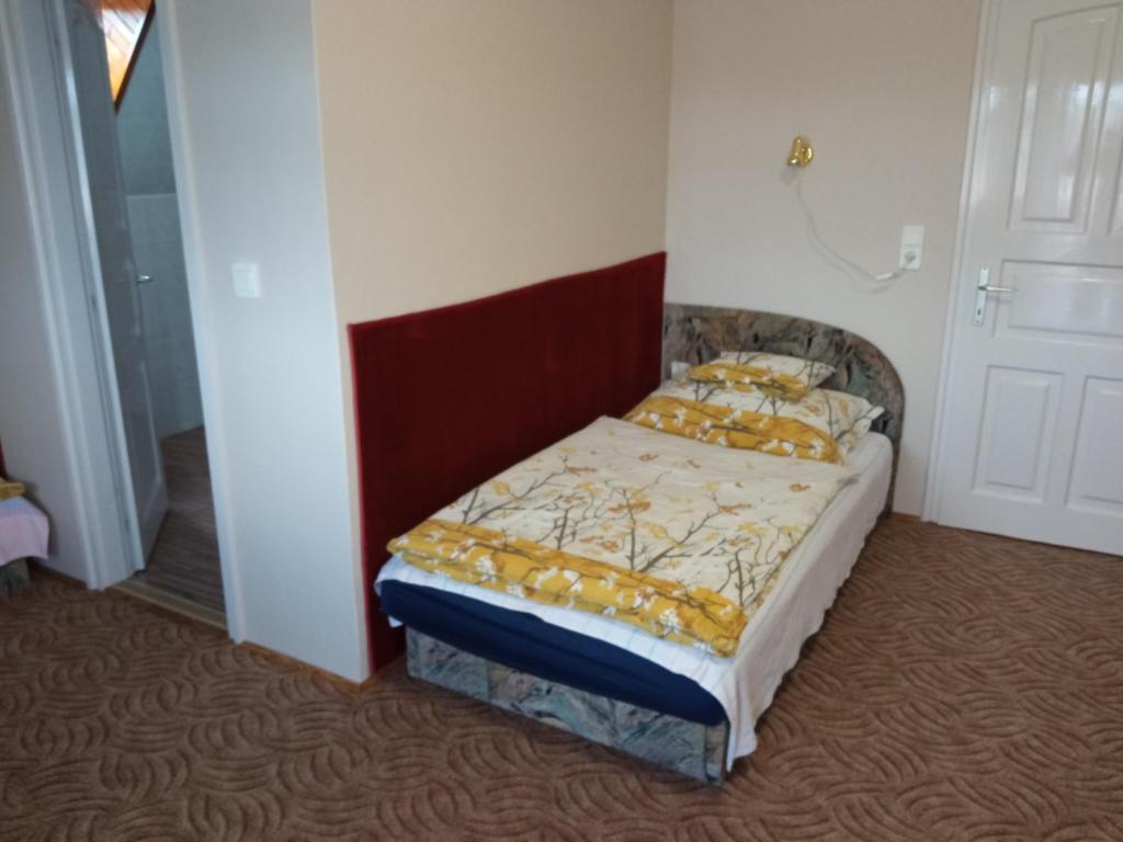 Апартаменты (Апартаменты с балконом 3), Holiday Apartmanház with garden