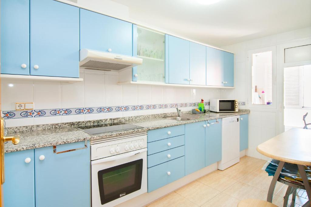 Apartamento de 4 dormitorios a tan sólo 2,5 km de la Playa San Juan photo 3