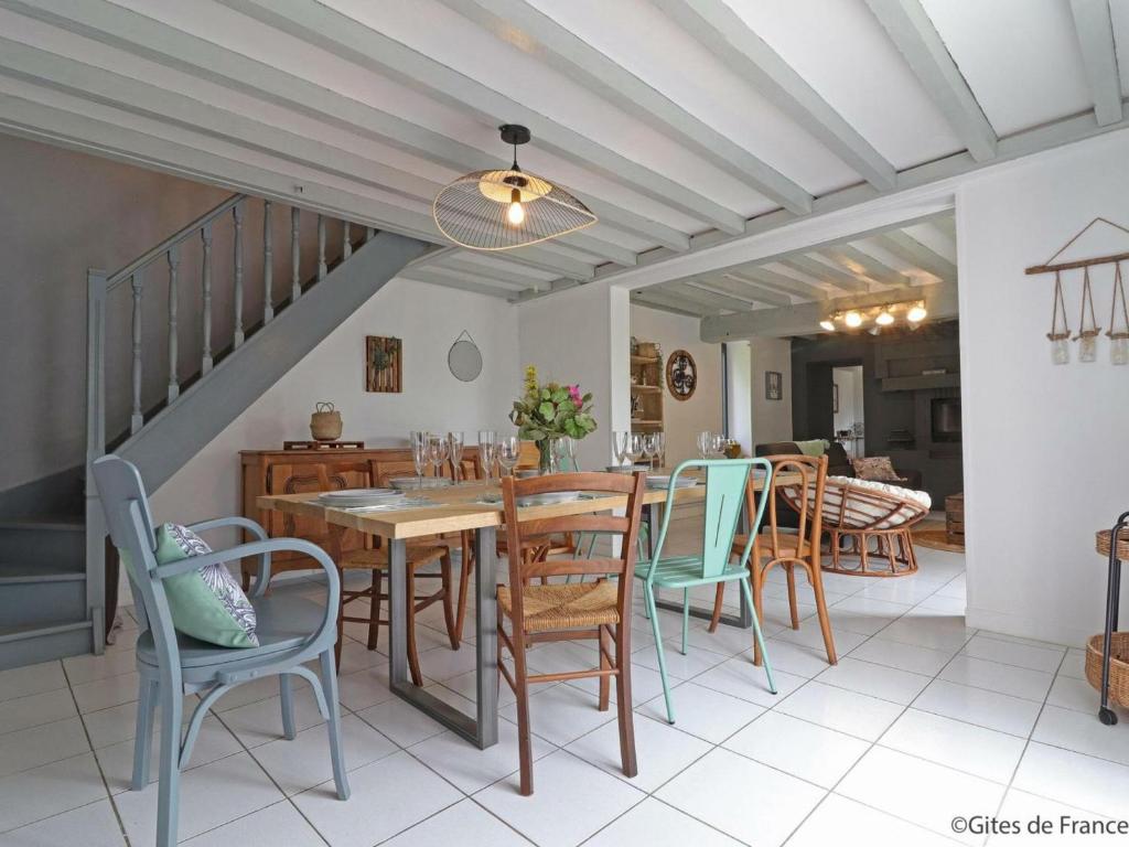 Gîte Cisai-Saint-Aubin, 4 pièces, 8 personnes - FR-1-497-148 photo 4