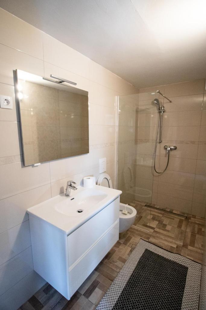 Apartment Organic Farm Hvadnik photo 2