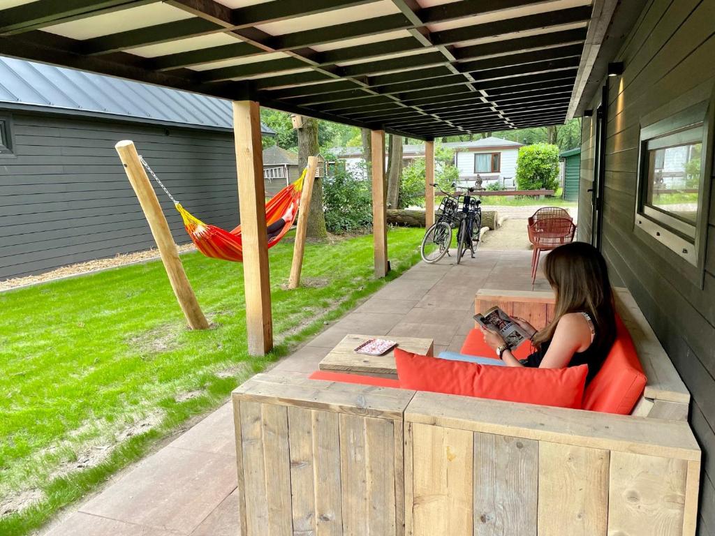 Cosy Tiny Lodges - vakantiepark Kempenbos photo 1