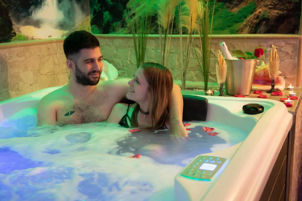 APARTAMENTO ESTRELLA SAUNA SPa JACUZZI photo 4