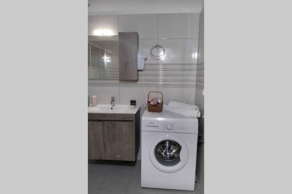 Thea family apartments 3 photo 1