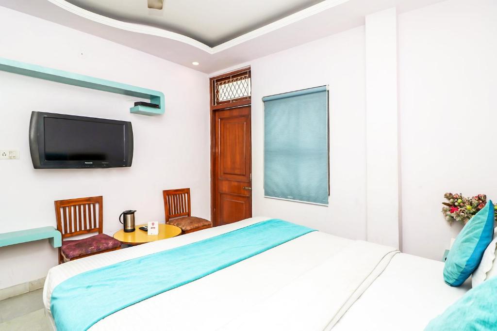 Двухместный (Бюджетный двухместный номер с 1 кроватью), OYO 3349 Hotel Anoop