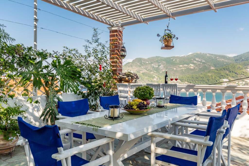 BLUE HEAVEN VILLA , SKOPELOS CHORA GREECE photo 2