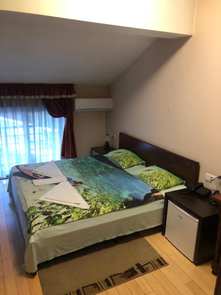 Hotel Royal photo 1