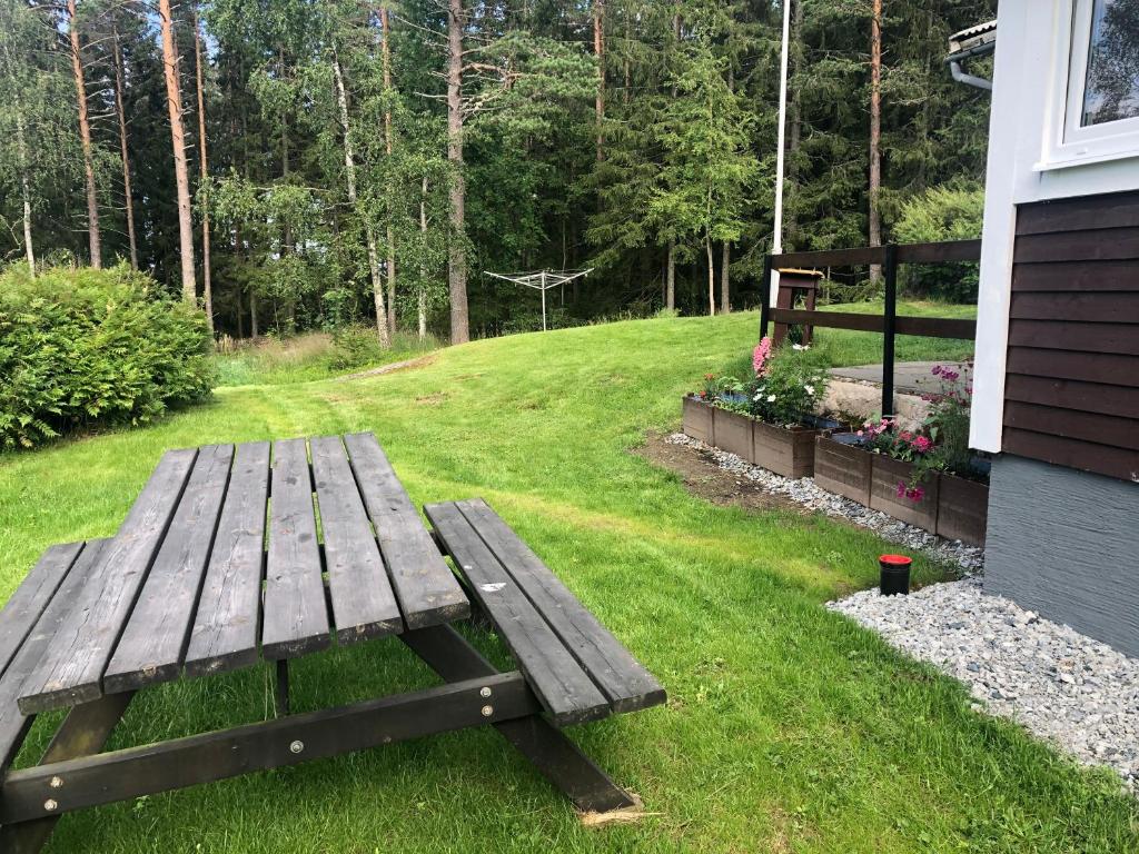 Paradiset stugan i fin skogen photo 3
