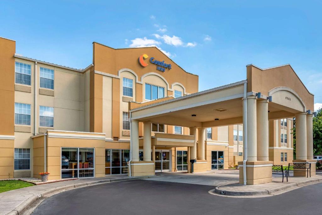 Comfort Inn Birmingham - Irondale image