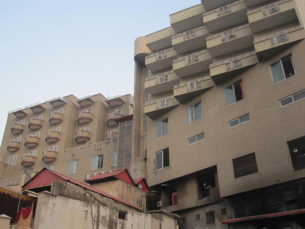 Sangam Hotel Muzaffarabad