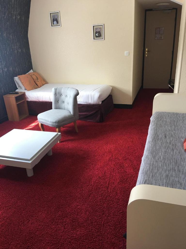 Bagnoles Hotel - Contact Hotel photo 1