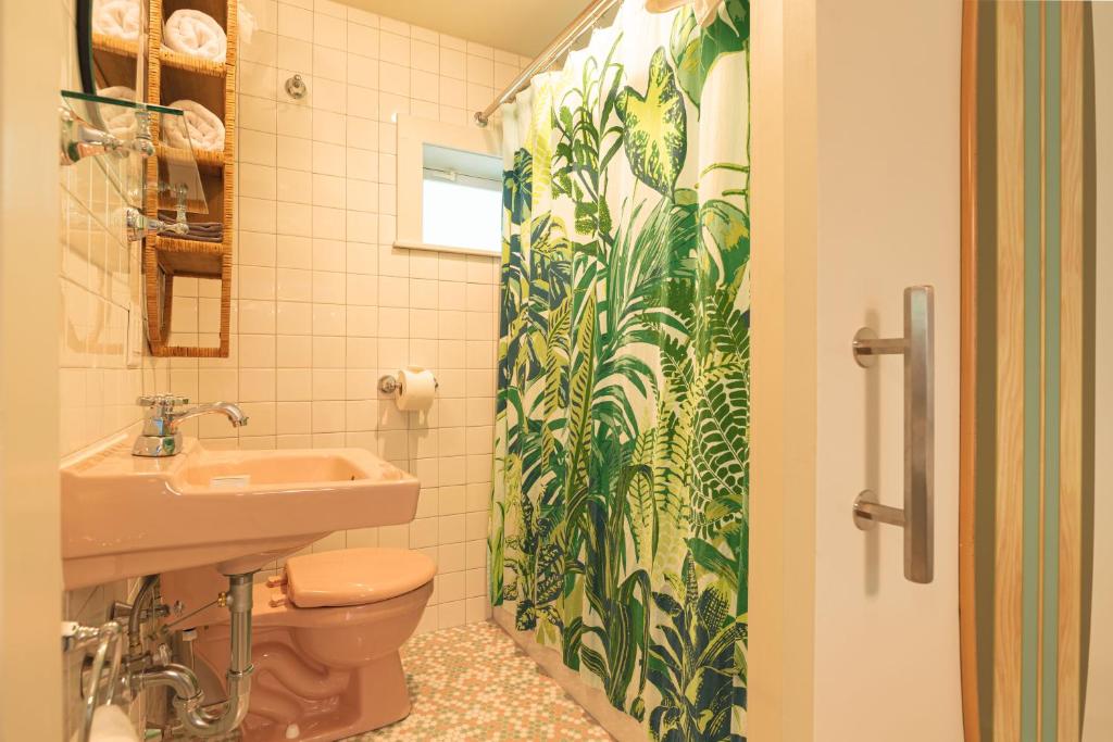 RYE MOTOR INN - An Adults Only Hotel photo 3