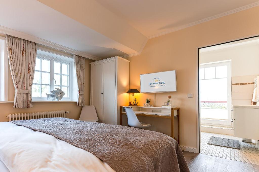 Hof Norderlück - Das Ostseehotel unter Reet photo 4