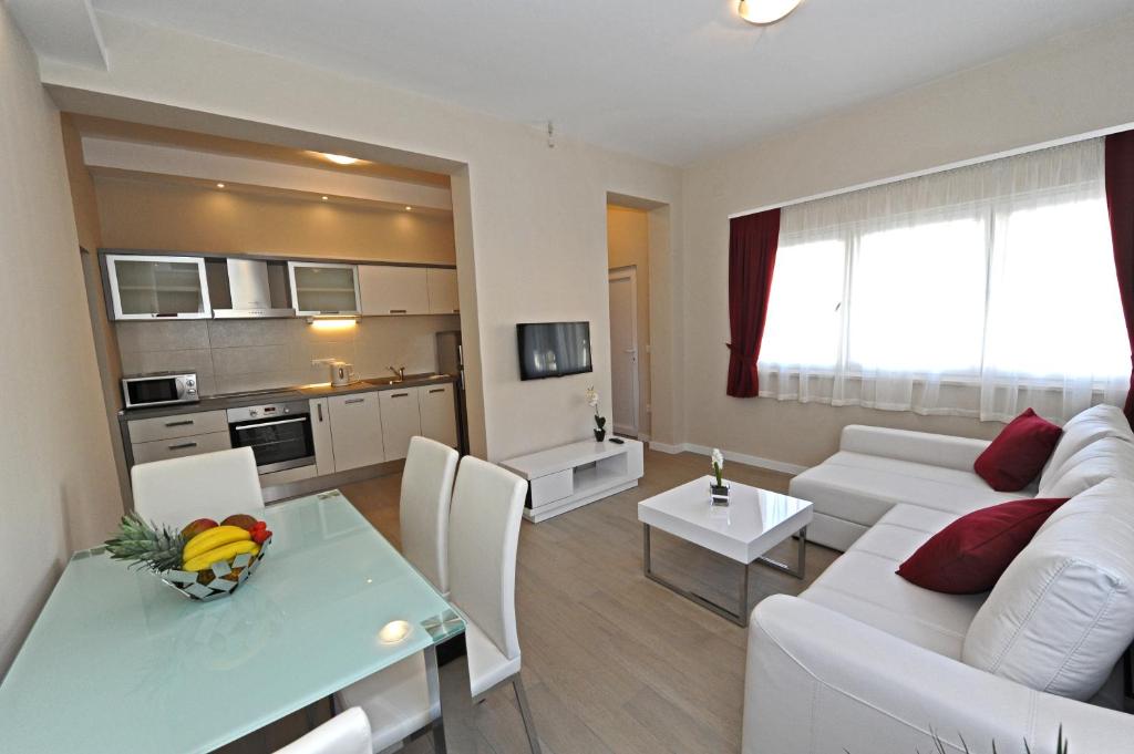 Apartments Villa Violet photo 3