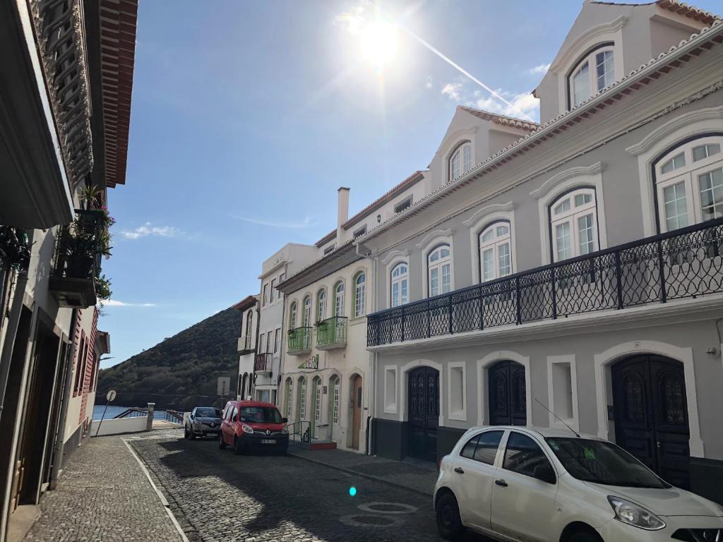 Penthouse Peaks - Casa Sao Joao -4 Star Tourist Apartments photo 1