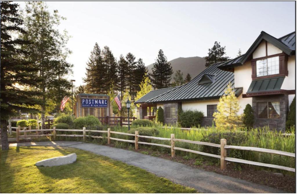 Postmarc Hotel and Spa Suites photo 2