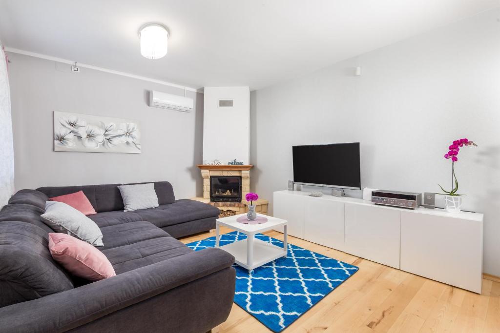 Touch of happiness apartment
