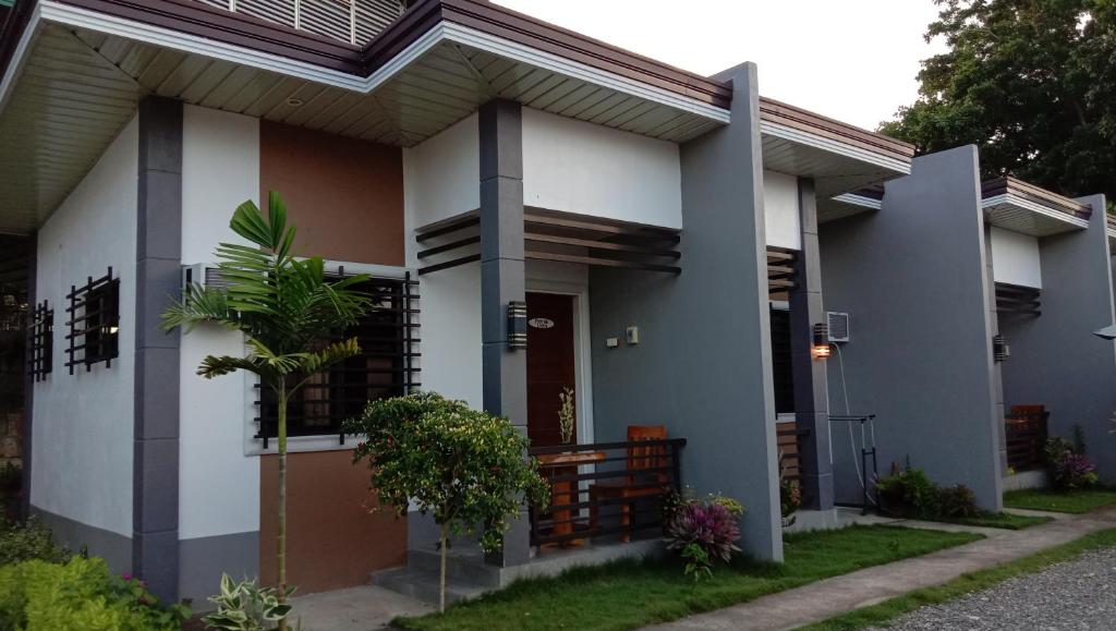 Sea Garden Suites, Bohol