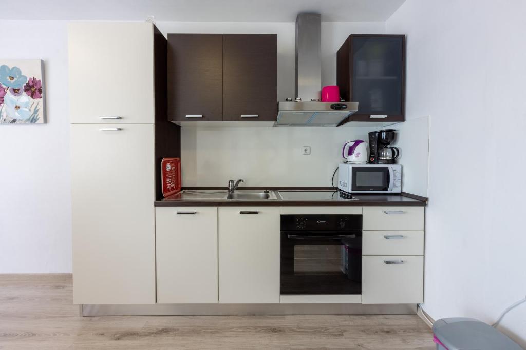 Apartments Rogić photo 3
