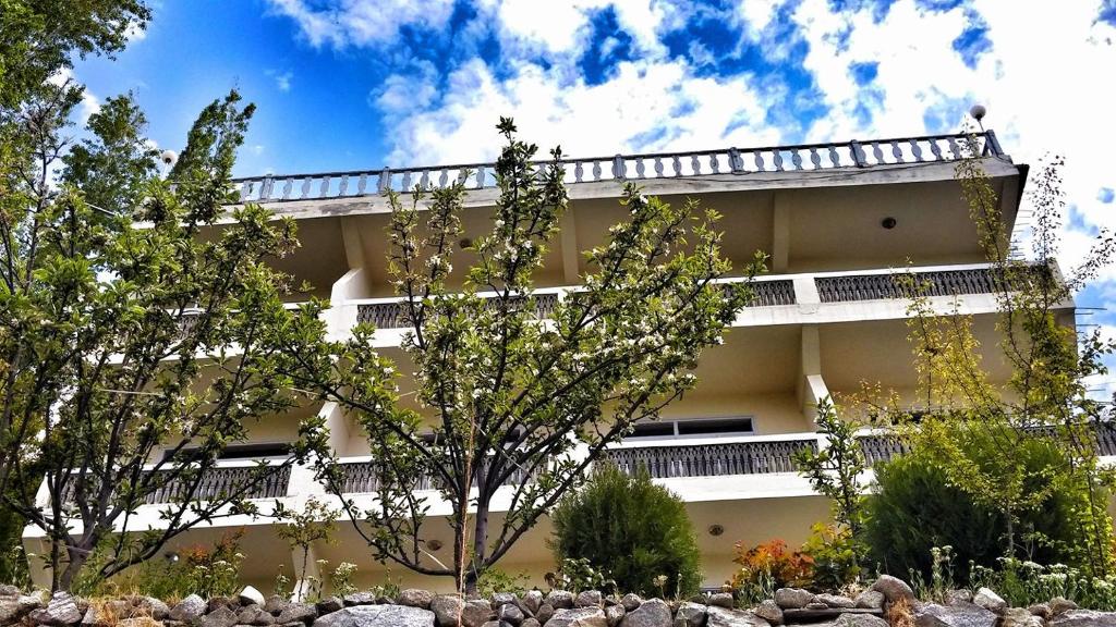 World Roof Hotel Hunza photo 1