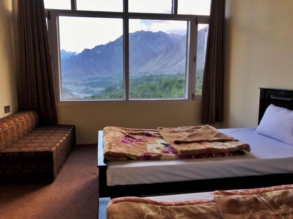 World Roof Hotel Hunza photo 3
