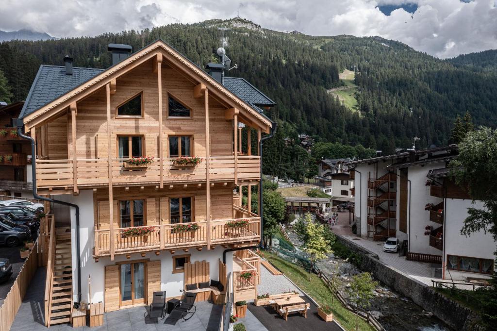 ALPINE DAYS Mountain Home photo 1
