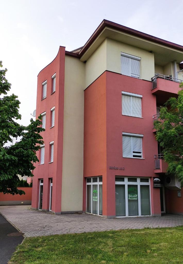 Mona apartment