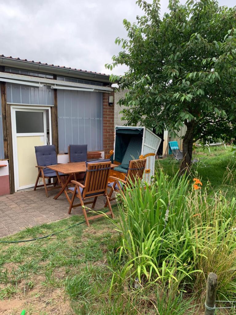Gemütliches Ferienhaus mit Garten photo 2