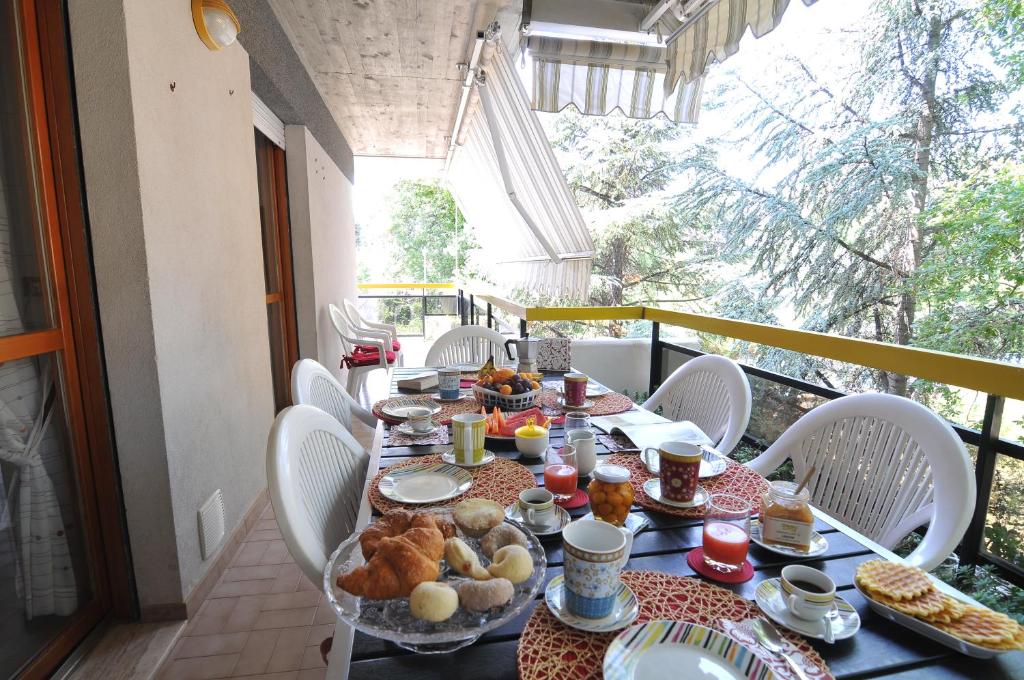 Sole & Querce Apartments- Bike Friendly with garage photo 1