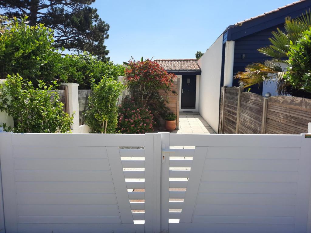 VILLA PRIVEE A 300M DE LA PLAGE photo 3