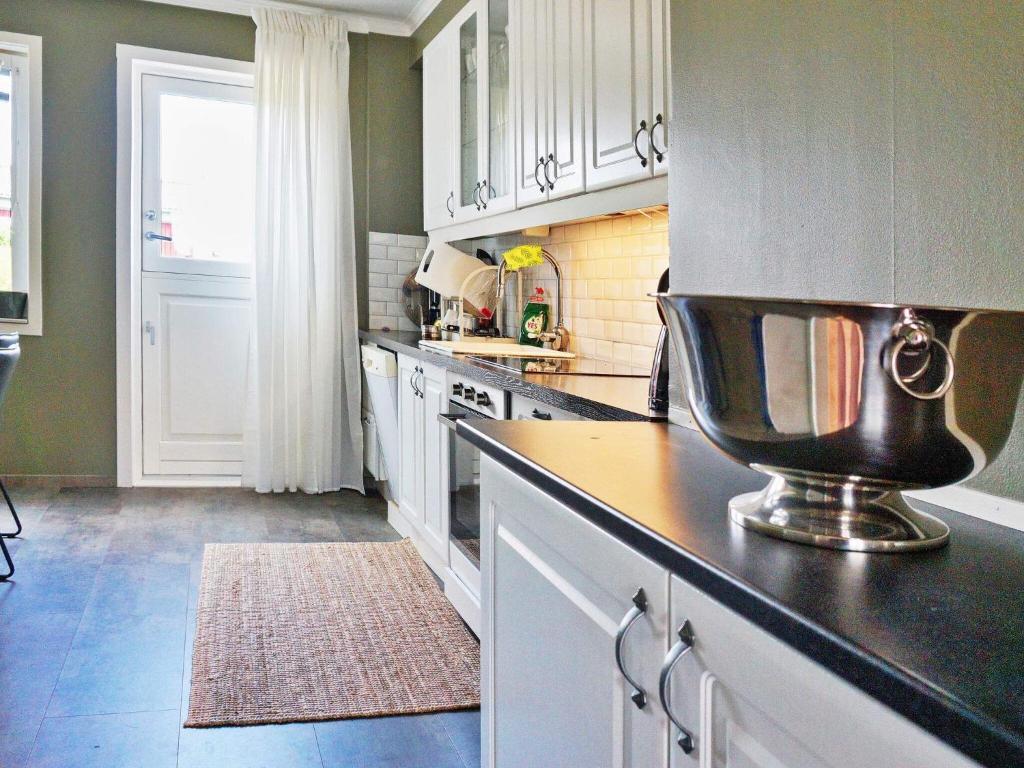 5 person holiday home in HALLSTAVIK photo 3